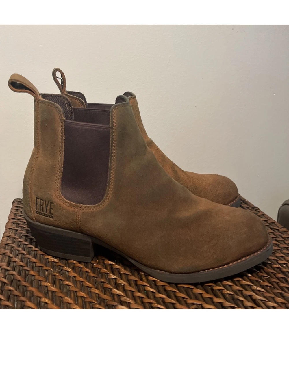 Frye  Chelsea steel toe safety no slip oil resistant Leather brown  suede Boot 9